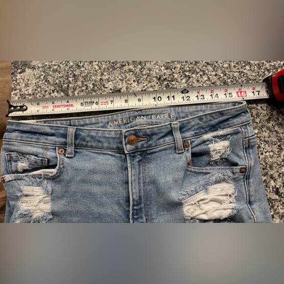 AE Ripped Mom Jean - Picture 9 of 9